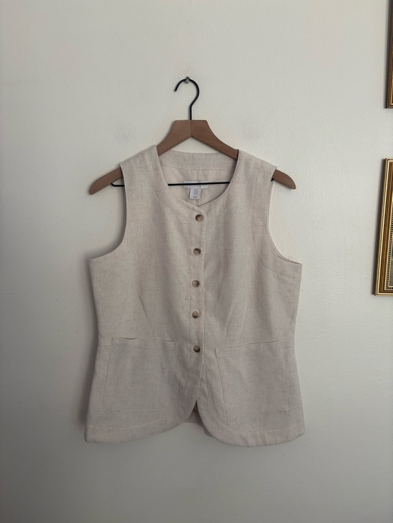 House of Harlow 1960 Tops - Hour of Harlow Sleeveless Button-Front Linen Vest Light Beige Chic Women’s 10
